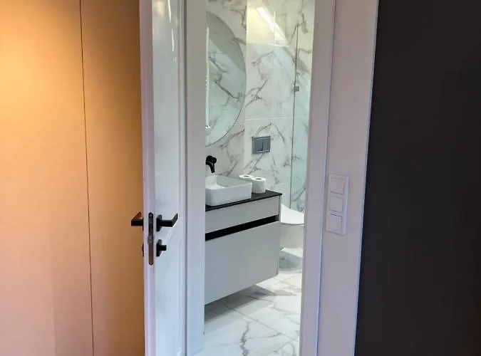 Loft 1 Bd Castle With Free Parking * קובנה